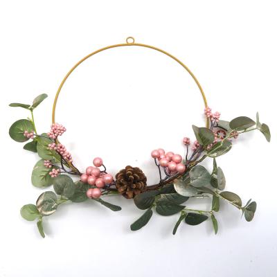 China Christmast Ornament Artificial Flower Wall Hanging Rope Metal Flower Rack Gold Christmas Wreath Wall Hanging Decoration for sale