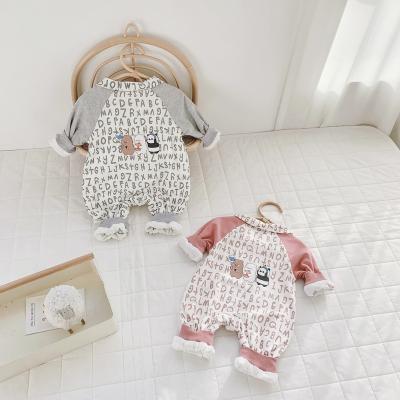 China 0-2 Years One-Piece Newborn Baby Clothes Cotton Spring Baby New Growing Suit for sale