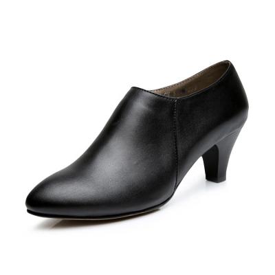 China Wholesale Hot Selling Genuine Leather Office Staff Hotel Bank Staff Shoes Black Cowhide Anti Slip Factory for sale