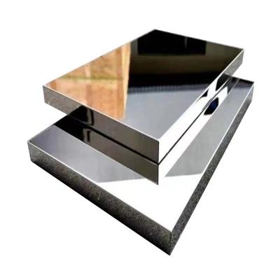 Chine ASTM 12K Couleur miroir Finition brillante 304 en acier inoxydable Panneau de mur en nid d'abeille métallique Pour le bâtiment mur extérieur à vendre