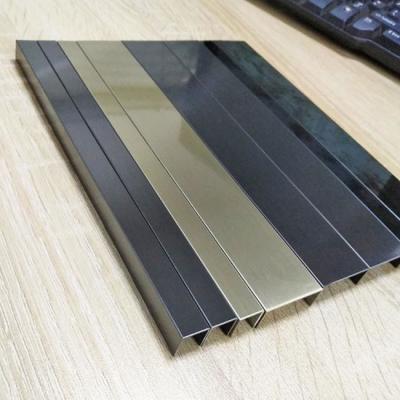 China 430 Stainless Steel Trim Strips 4000mm Trimming Line Side Gold Metal Trims Te koop