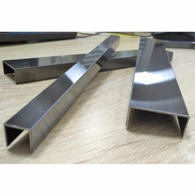 China Wandfliesen und Aluminiumdecken zu verkaufen