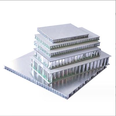 Cina Specchio esterno in acciaio inossidabile di alta qualità 8k Moderno muro esterno Honeycomb Core Sandwich Panel in vendita