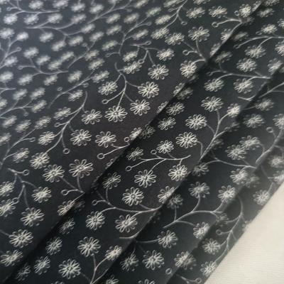 China OEM Tear-Resistant Digital Printing Ankara White Flower Pattern African Organic 100 Cotton Fabric For Cloth for sale