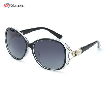 China Luxury Fashion Sunglasses For Women Bead Wholesale Sexy Luxury Designer Polarized Lens Ladies Sun Glasses for sale