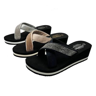 China Waterproof 2022 Summer Wholesale Beach Comfortable Women Slides New Style Women Slipper Sandals High Quality Shoes Ladies Flat Sandals for sale