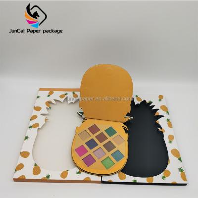 China Recyclable Luxury Cosmetic Packaging Customize Logo Gold Foil Design Eyeshadow Palette Box for sale