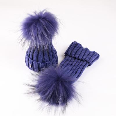 China breathable & Waterproof Soft Faux Fur Pom Poms Hat Christmas Gift Knitted Hat With Pom for sale