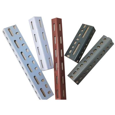 China Engineering structure and construction slotted steel equal angle post or unequal metal angle metal angle iron for supports for sale