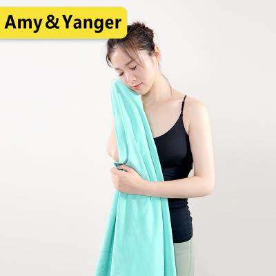 China Wholesale Microfiber Suede Fabric BSCI Factory Private Label Non Slip Microfiber Customized Hot Yoga Mat Towel for sale