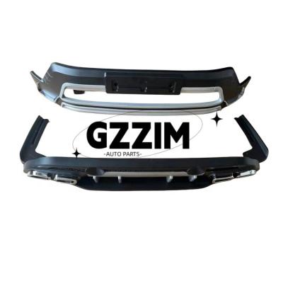 Cina Car Plastic Front With Rear Bumper Per Toyota Innova 2023 in vendita