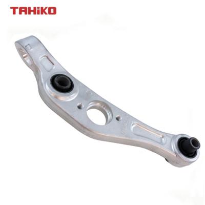 China For Infiniti G35 03-07 Front Right Lower Suspension Control Arm 54500-AL801 54500-AL800 OEM Standard Size for sale