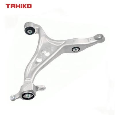 China Auto Suspension Parts For Mercedes Benz X166 W166 Front Right Lower Suspension Control Arm 1663300207 for sale