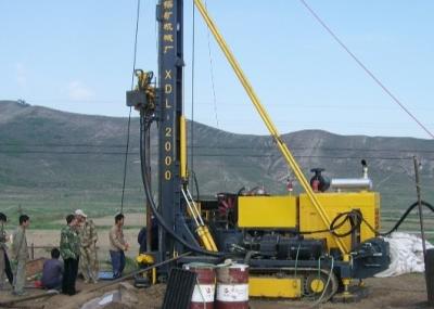 China Xyl-2B Kern die die Rig Mounted On-Kruippakje boort met 30KW-Dieselmotor 350m Diepte wordt uitgerust Te koop