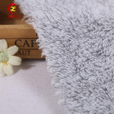 China High Quality Anti Pill Polyester Cationic Sherpa Fleece Fabric For Blanket for sale