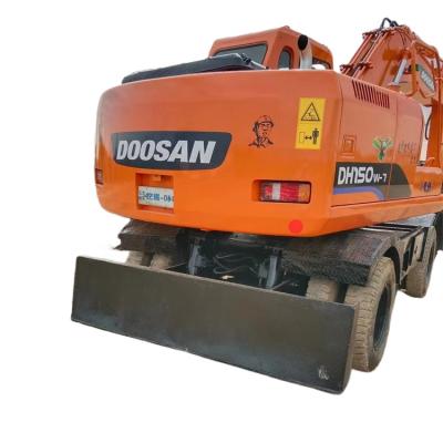 China Doosan DH150 used excavator 15 tons wheel excavator official wholesale purchase price is a more affordable 0.6mÂ ³ for sale