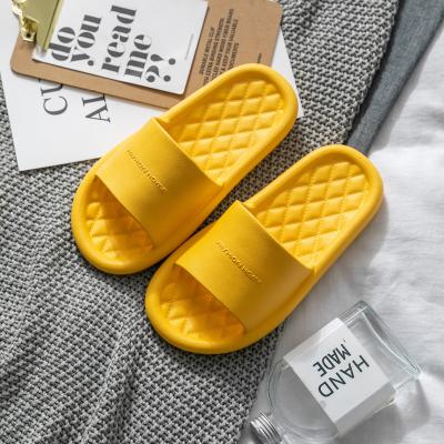 China CUSHIONING Female Slippers Summer Couple Indoor Home Non-slip Bath Indoor Stepping On Male Home Shit Sandals And Slippers Wholesale for sale