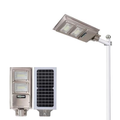 China Modern smart energy saving lamp IP65 120w waterproof all in one road smart solar lamp for sale