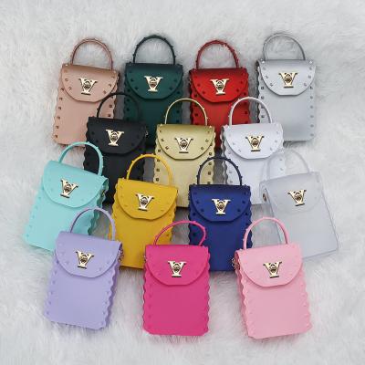 China 2021 fashion newcomer ladies cross - famous brands of body bag designer handbags freeze purse women's luxury handbags for sale