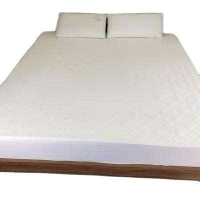 China Dropshipping Waterproof Hypoallergenic Fitted Waterproof Bedspread Bamboo Air Layer Mattress Protector for sale