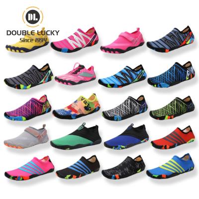 China Fashion Trend Double Barefoot Wading Light Lucky Zapatos De Agua New Style Double Shoes Quick Dry Beach Aqua Water Shoes Outdoor for sale