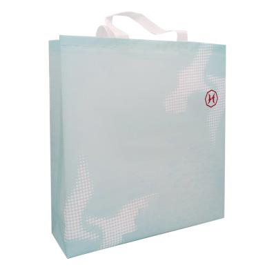 China Custom Eco-Friendly Logo Eco-Friendly Gift Laminating Clothing Bag Nonwoven Shopping Tote Bag for sale