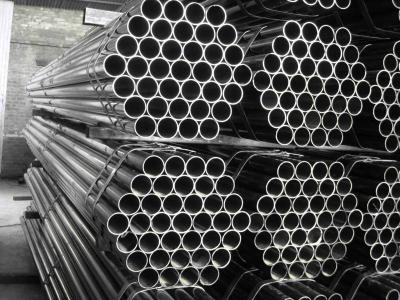 China ERW weld steel pipe with good quality made in china à venda