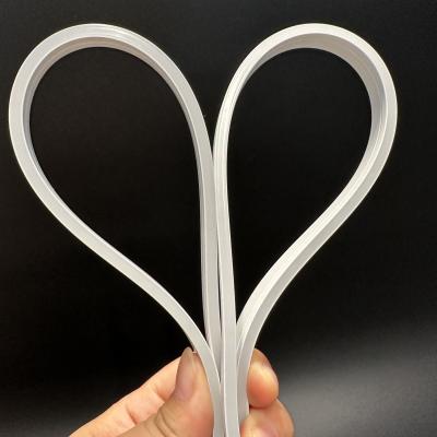 中国 屋内及び屋外B2Bのバイヤーのための適用範囲が広いCuttable 120° 0410 12Wネオン照明 販売のため