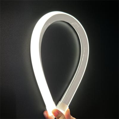 Cina Decorazione all'aperto dell'interno al neon della luce di striscia del silicone del LED 12W 24v 3000K 4000K in vendita