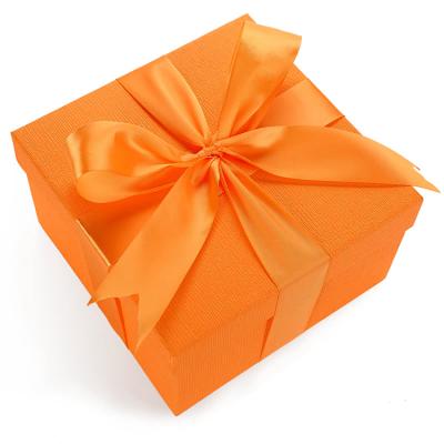 China Recyclable Custom Luxury Large Size Skincare Packaging Paper Gift Boxes With Ribbon Closure for sale