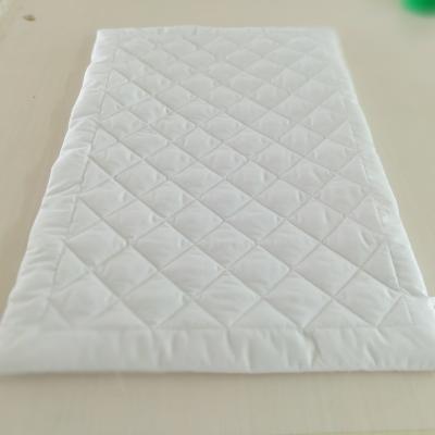 China Hotel Quilted Pillow Protectors Fabric USES Polyester Fibers Pillow Case for sale