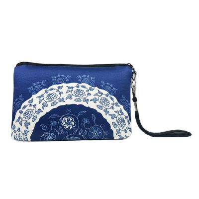 China Fashion Museum Souvenirs Promotions Bag Digital Printing Gift Cosmetic Bag MOQ Free for sale