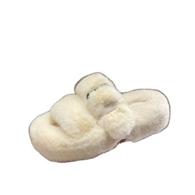 China Economical Anti-Smell Custom Design Hot Selling Designer Fur Women's Slippers for sale