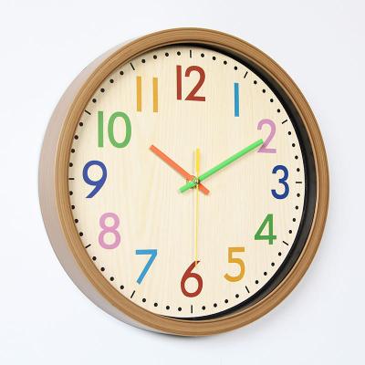 China Auto Promotional Simple Round Design 24 Inch Date Quartz Plastic Plastic Wall Clocks With Gift Custom Clock for sale