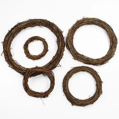 China Popular High Quality Custom Wholesale Christmas Wreath Decorations Natural DIY Brown Hanging Products for sale