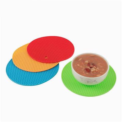 China Kitchen Sustainable Functional Silicone Food Grade Heat Resistant Flat Mat for sale