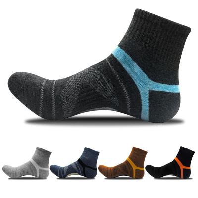 China Wholesale QUICK DRY Colorful Non Slip Sports Cotton Grip Football Non Slip Soccer Men's Soccer Knocks Men and Women Shaping Sports Sock for sale