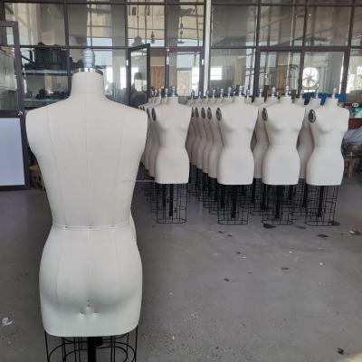 China Adjustable European Size Fiberglass Female Mannequin For Tailoring for sale