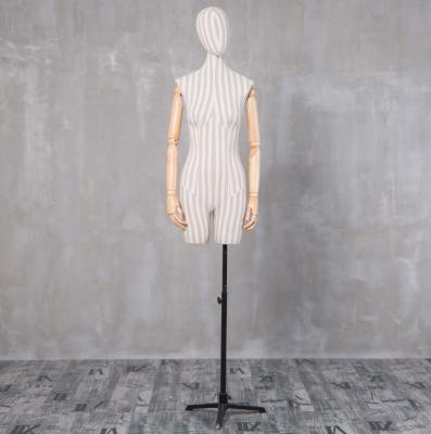 China Hands Near Torso Display Of Dummy Female Hip Dressmaker Mannequin With Head for sale