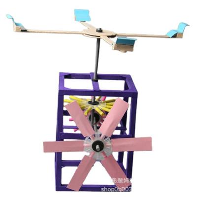 China Factory Eco-friendly Material Wholesale Assemble Wooden Children 3d Spinner Model Puzzle Education Diy Toy for sale