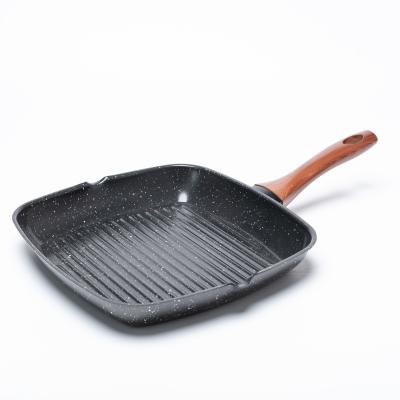 China Sustainable Wholesale High Quality Square Pan Non-stick Carbon Steel Frying Pan Grill Cookware With Wooden Handle for sale