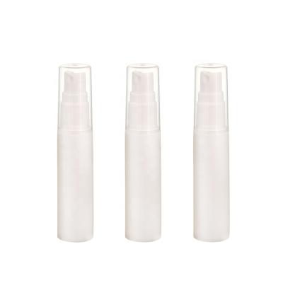 China Non Spill 25ml Mini Spray Bottle Cosmetics Transparent With White Fine Mist Sprayer for sale