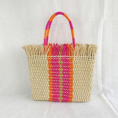 China Fashion New Fashion Women Straw Beach Bag Handmade Woven Handbags With Tassels for sale