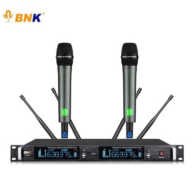 China Professional Handheld Microphone BNK UHF Wireless Microphone System, Karaoke Wireless Microphone for sale