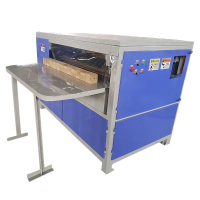 China Automatic Wooden Factory Pallet Wood Block Saw Cutting Machine / Wood Block Cutter for sale