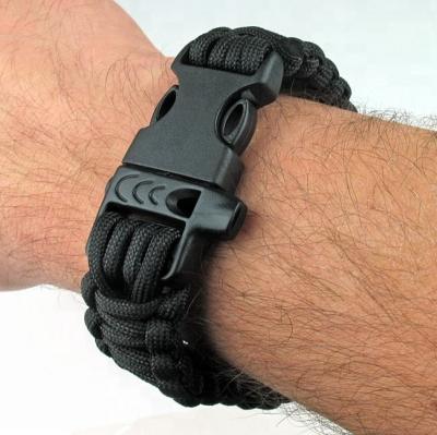 China Ourdoor Emergency Paracord Bracelet Survival With Built-in Whistle for sale