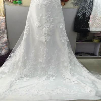 China 2018 Viable African Good Quality 3D Flower Wedding Dress Lace Fabric With Beads African Net Lace Fabrics for sale