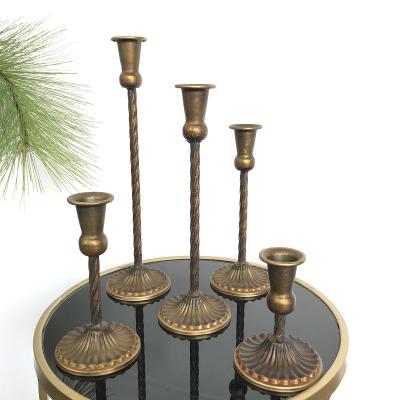 China Metal home simple main candle holder factory direct sales decoration wedding decoration wrought iron romantic candle holder for sale