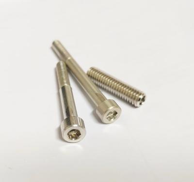 China Custom Aluminum Joint Socket Stainless Steel 10-32 1/4-20 5/16-18 3/8-16 4-40 6-32 8-32 Bolt Main Shoulder Screw spell for sale