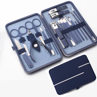 China Custom Logo Durable and High Quality 7 10 12 15 Blue 18 Piece Set Nail Clipper Manicure Beauty Tool Nail Clippers Set for sale